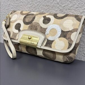 Coach Kristin Opt Art  Brown Multicolor Patterned Wristlet Sequined Clutch